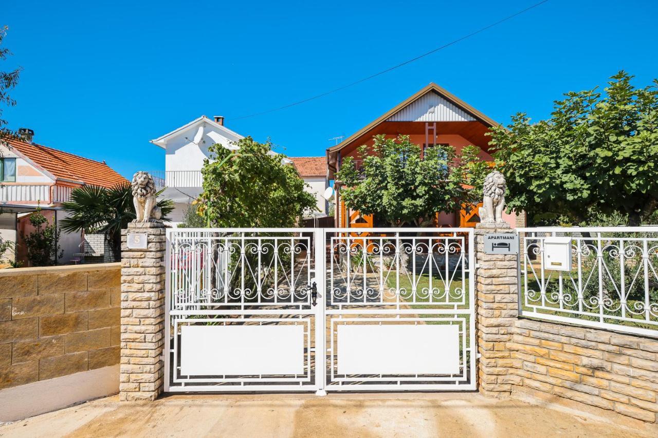 Sukošan Apartment Ruza מראה חיצוני תמונה