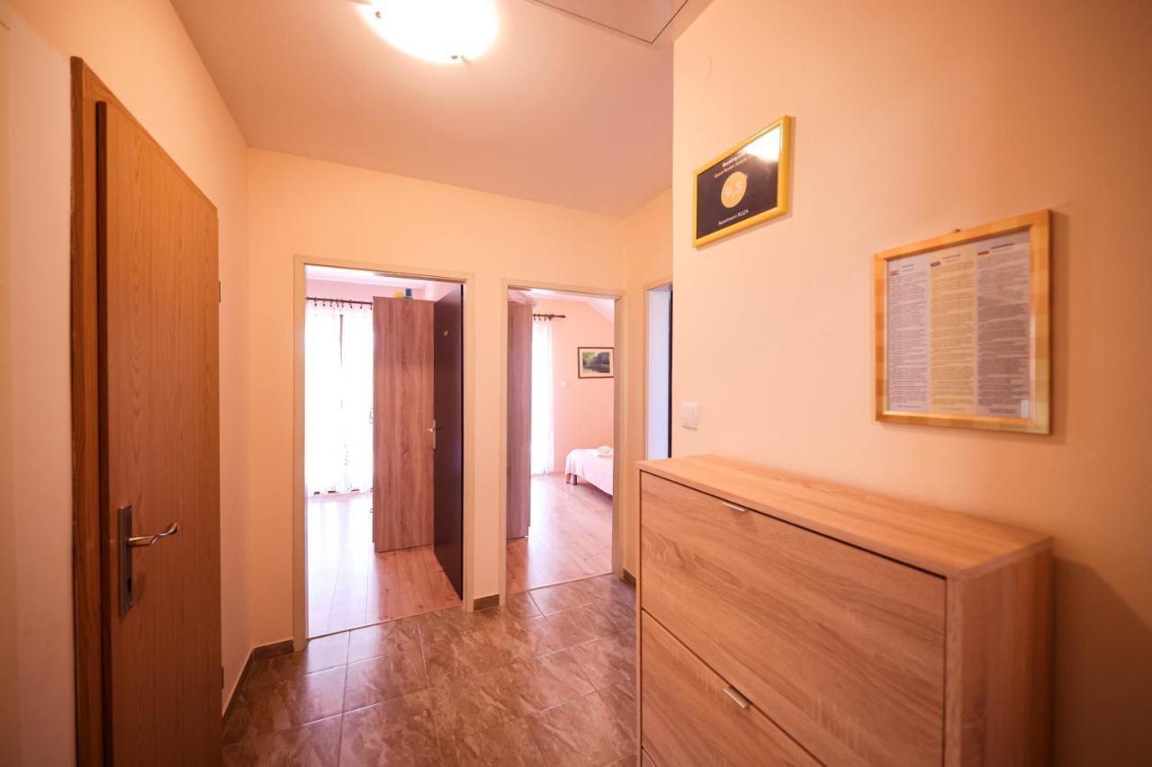 Sukošan Apartment Ruza מראה חיצוני תמונה