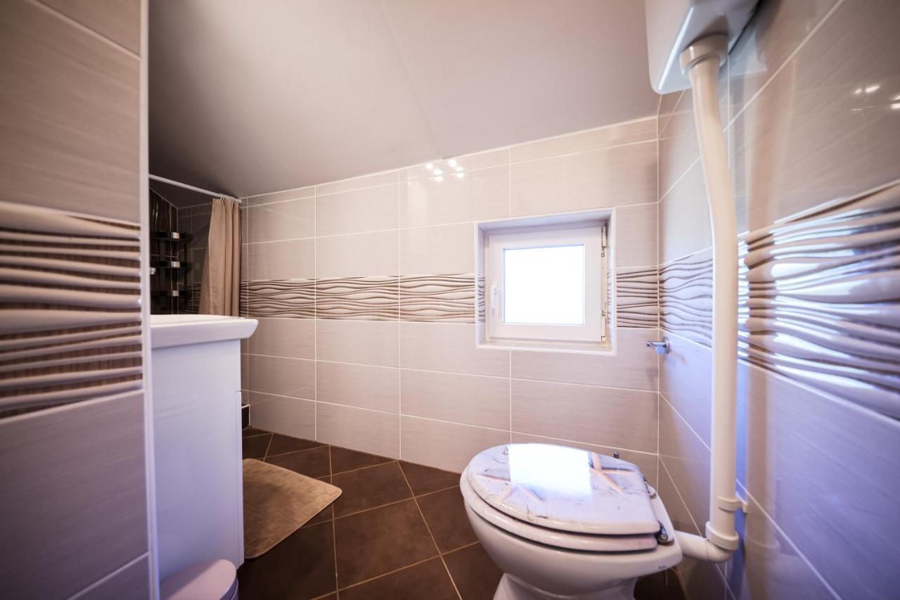 Sukošan Apartment Ruza מראה חיצוני תמונה